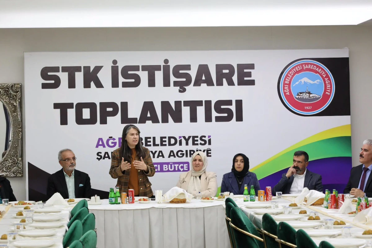 Ağrı Belediyesi, Sivil Toplum Kuruluşlarının Temsilcileriyle Bir Araya Geldi