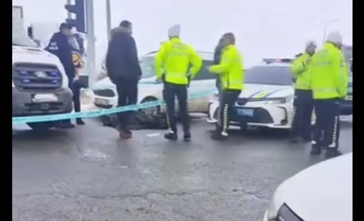 Ağrı&rsquo;da Feci Kaza: Karşıdan Karşıya Ge&ccedil;en Vatandaş Hayatını Kaybetti