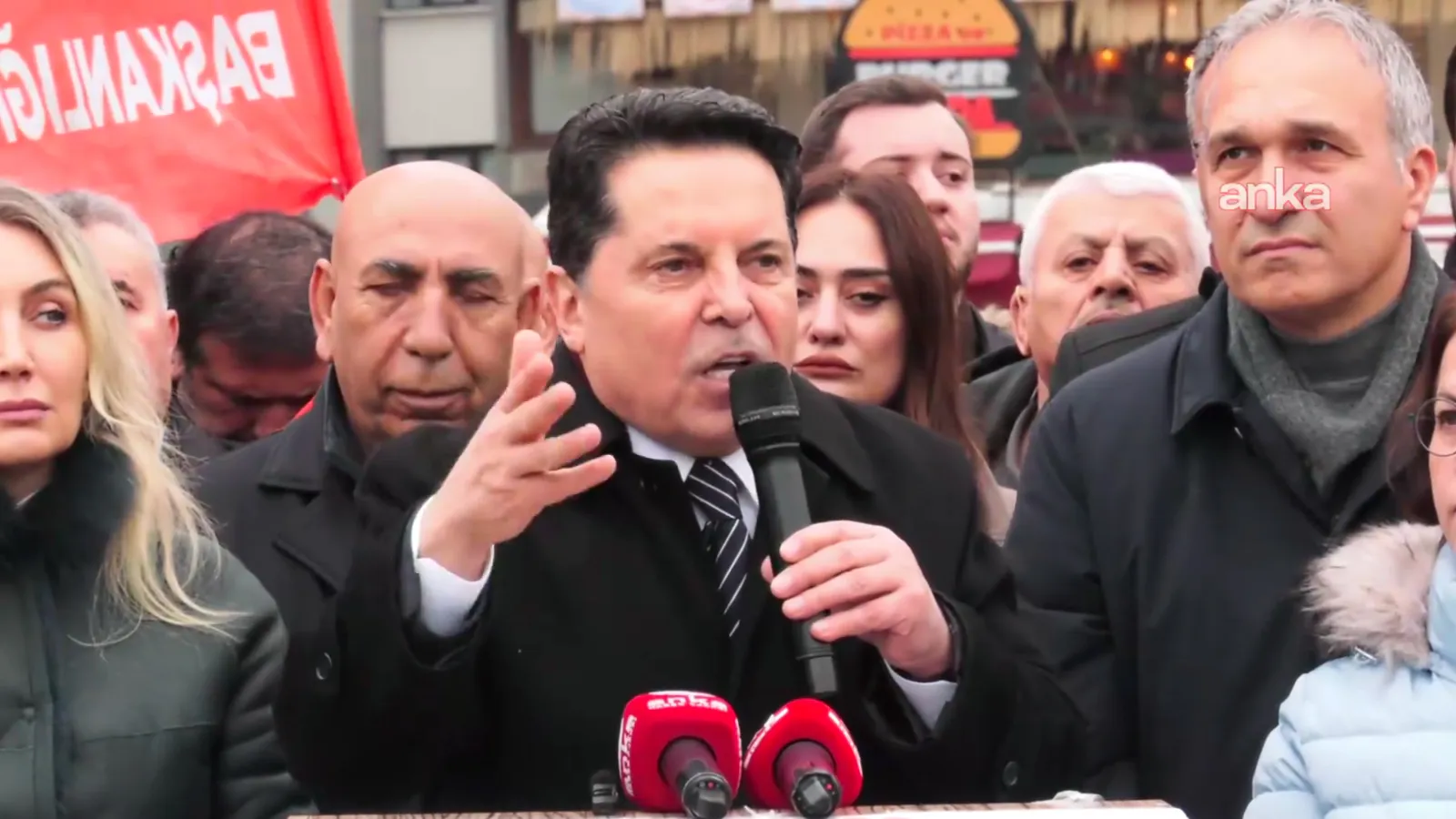 Ahmet &Ouml;zer, Bah&ccedil;eli'nin yargı tepkisine teşekk&uuml;r etti, "Bu ceza Esenyurt rantlarına kayyım yoluyla devam etme telaşıdır!" dedi