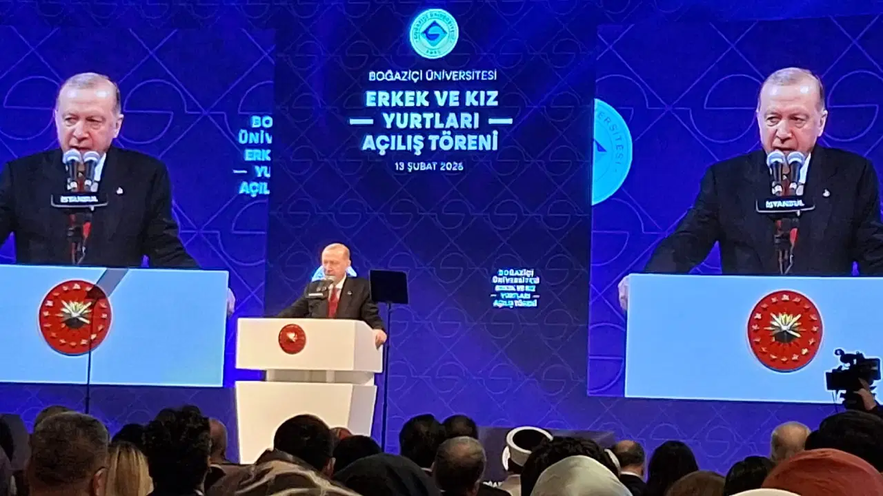 AKP'li Cumhurbaşkanı Erdoğan Boğazi&ccedil;i &Uuml;niversitesi'nde: &Ouml;ğrenciler g&ouml;zaltına alındı