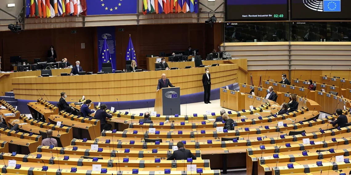 AP&rsquo;den &lsquo;Rojava&rsquo; kararı: Koridor a&ccedil;ılmalı, anayasal g&uuml;vence verilmeli