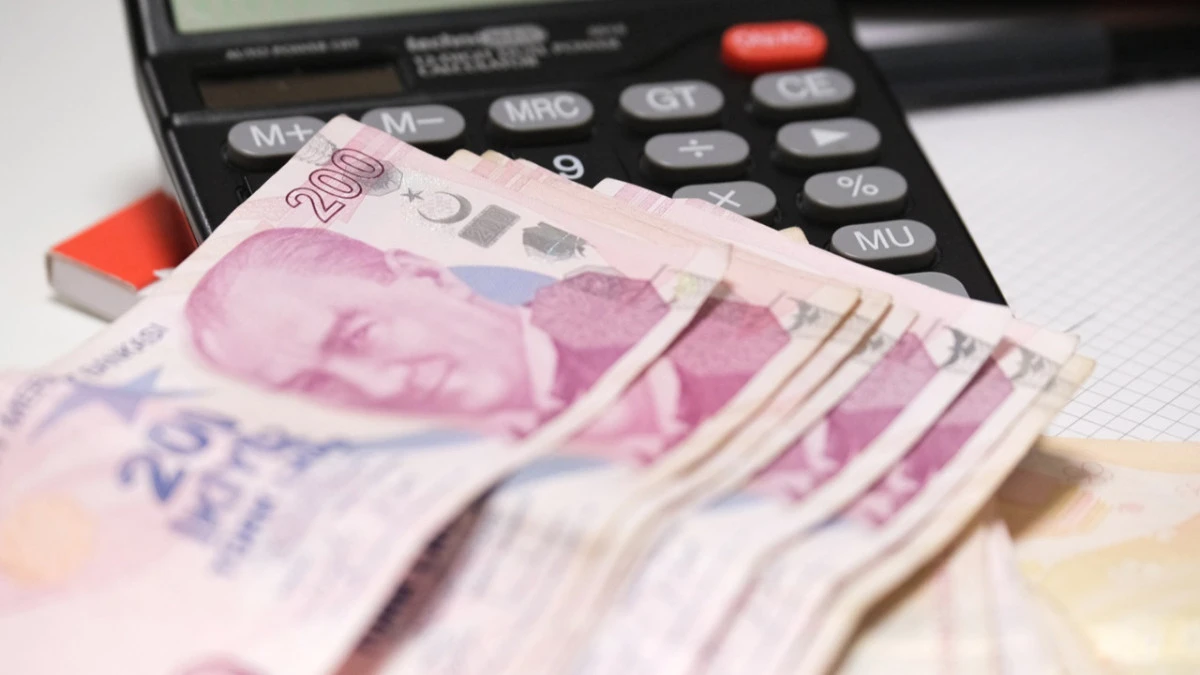 Asgari &Uuml;cretli Enflasyona Karşı Yalnız Kaldı