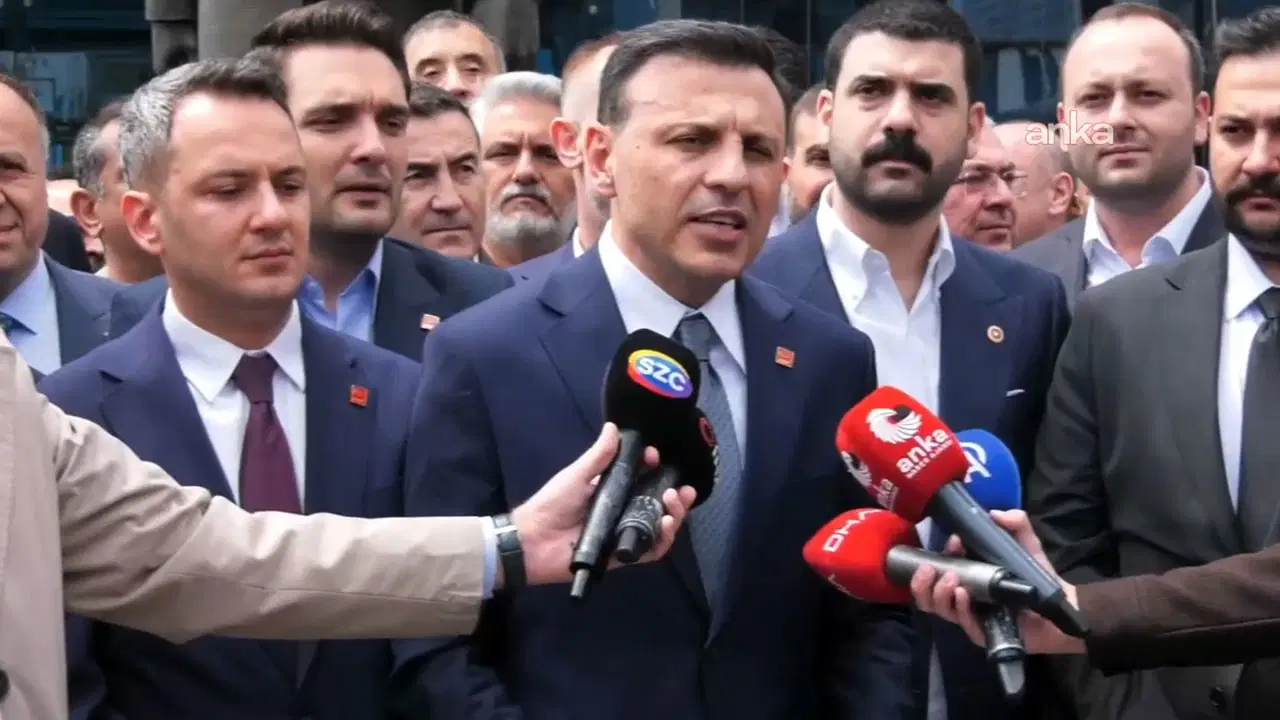 Ataşehir Belediyesi Başkanvekili se&ccedil;iminde gergin anlar