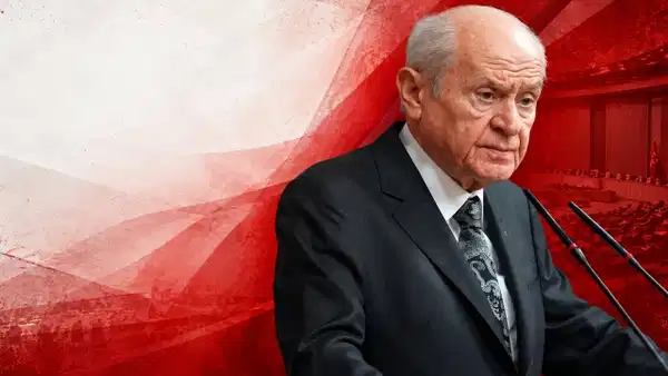 Bah&ccedil;eli konuşmasını gen&ccedil;lere 'uyarı'yla bitirdi: 'Fransa'ya heveslenmeyin!'