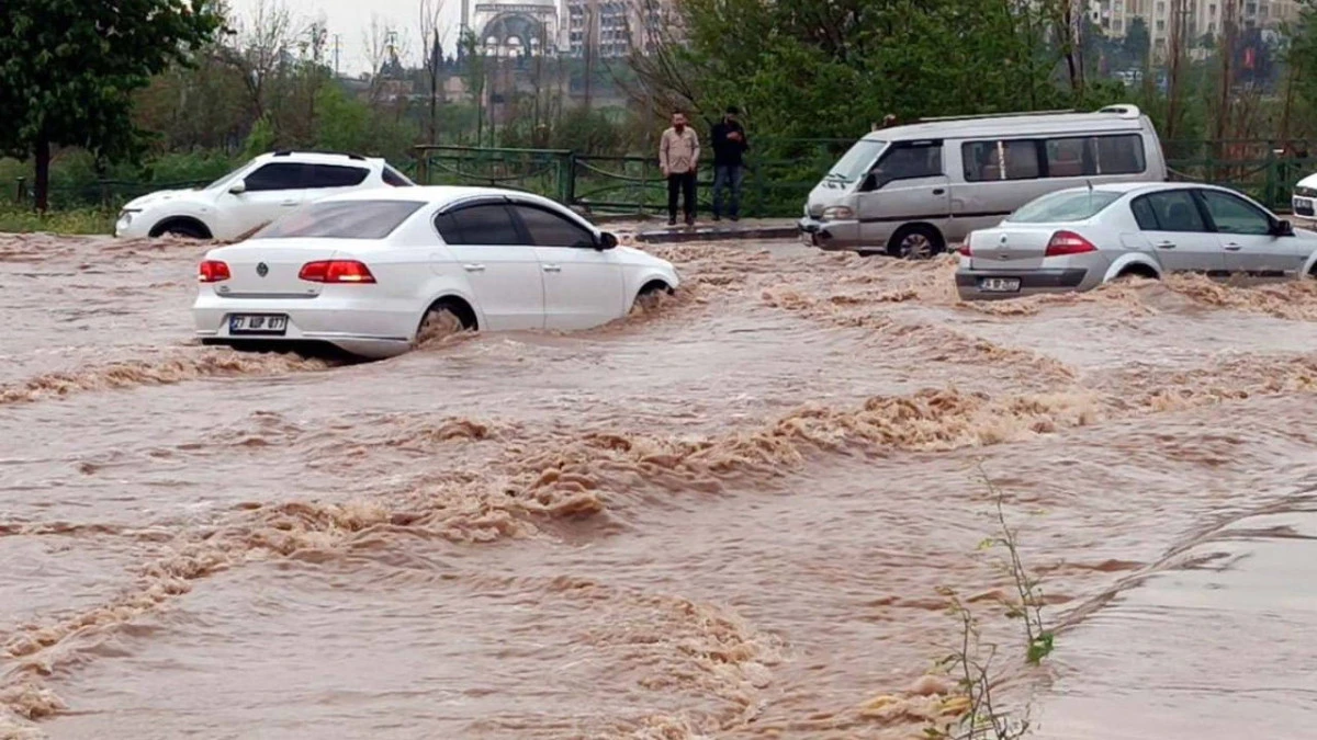 Bakan G&ouml;ktaş, 55 milyon kaynak ayırdık derken, esnafın hesaplarına haciz konduğu ortaya &ccedil;ıktı