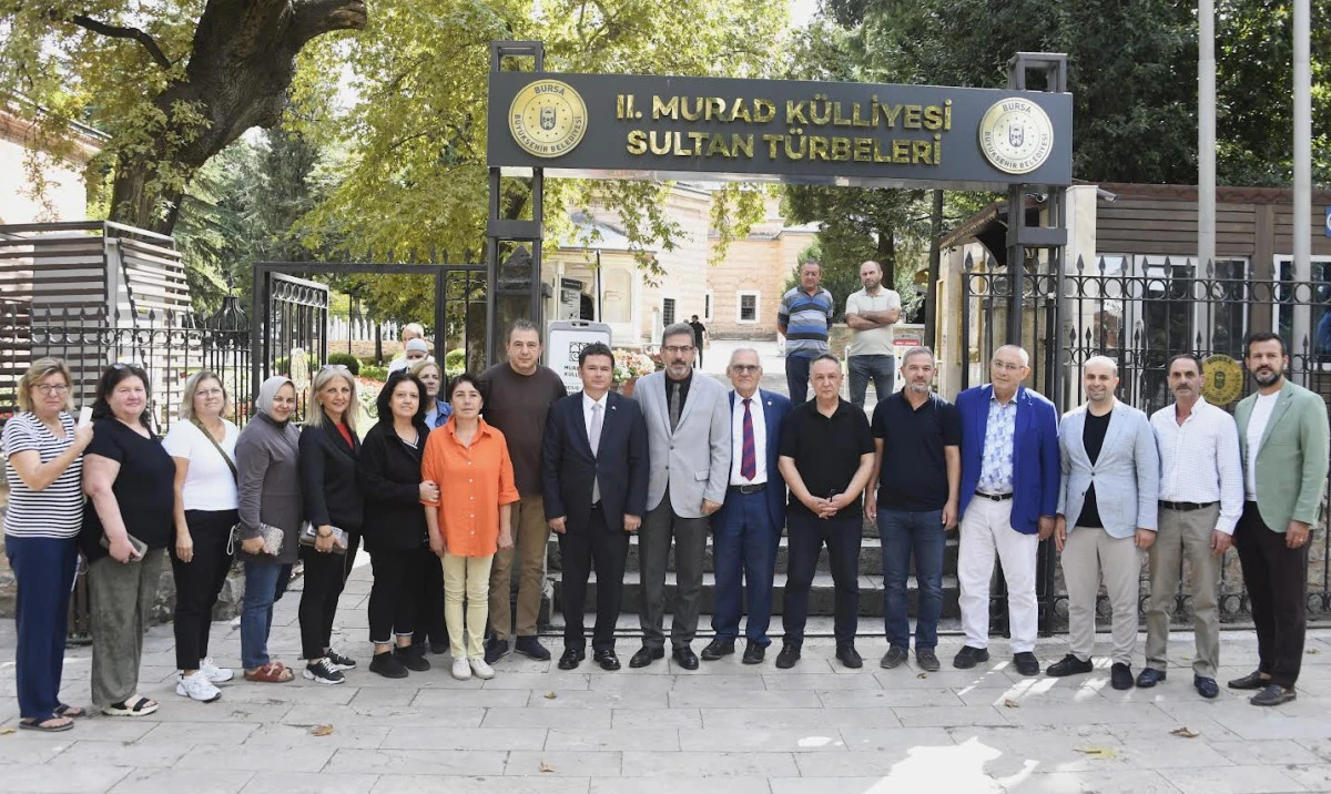 Başkan Aydın Muradiye’de vatandaşlarla bir araya geldi 