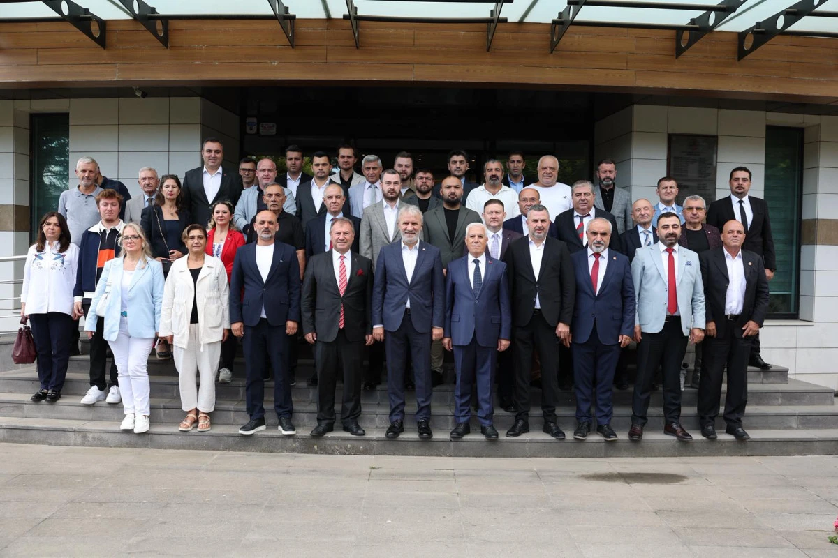  BAŞKAN BOZBEY: Bursa’yı masa başında değil, halkımızla birlikte yönetiyoruz