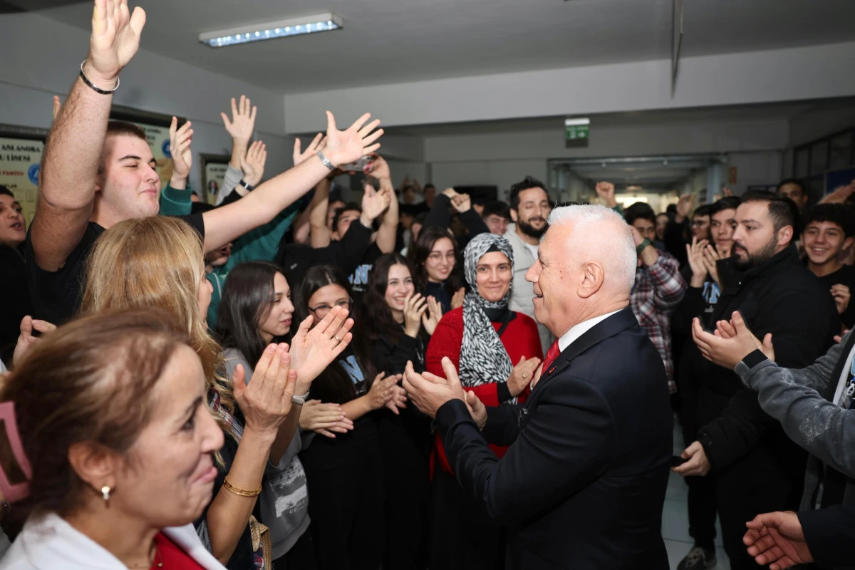 Başkan Bozbey’den öğretmenlere anlamlı ziyaret