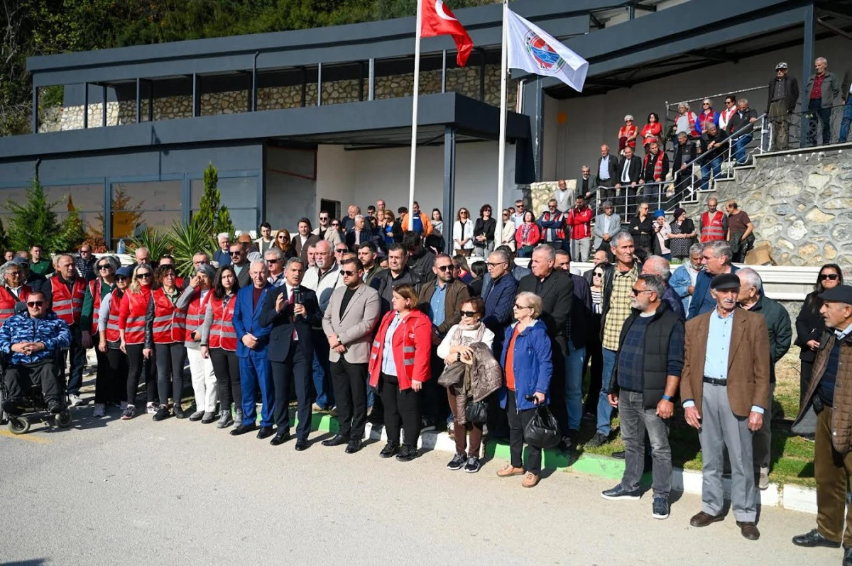 Başkan Deviren: “Gemlik Kafe Halkın Malıdır, Yıktırmayacağız”