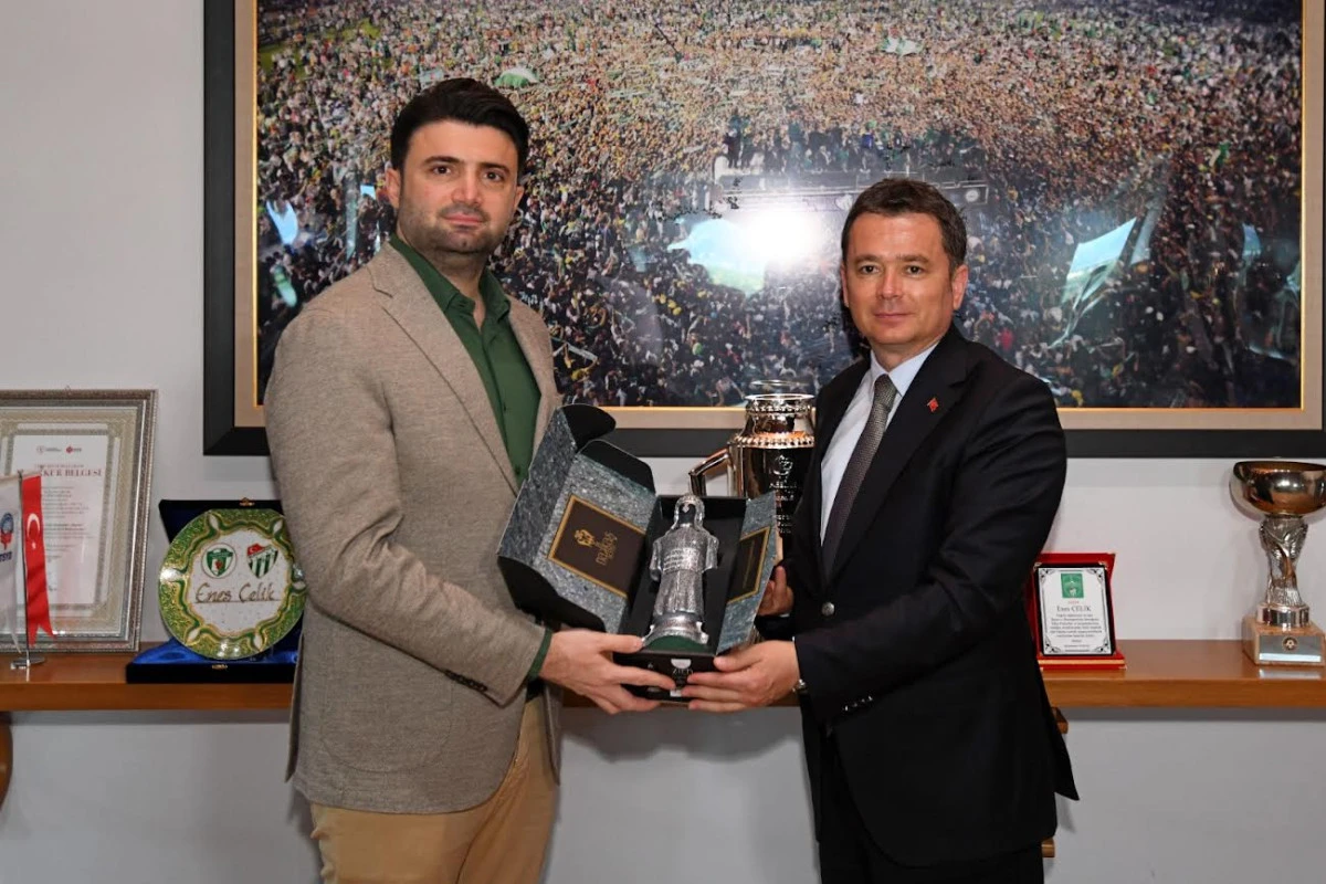 Başkan Erkan Aydın&rsquo;dan Bursaspor&rsquo;a Tebrik Ziyareti