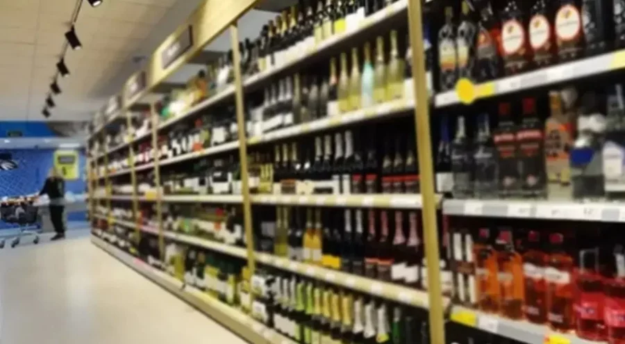 Bir alkoll&uuml; i&ccedil;ki grubuna zam geldi