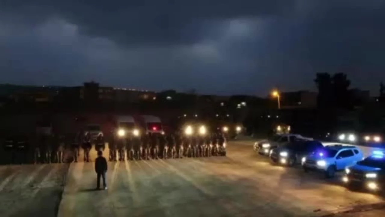 Bursa dahil 27 ilde silah ka&ccedil;ak&ccedil;ılarına operasyon: 259 ş&uuml;pheli yakalandı