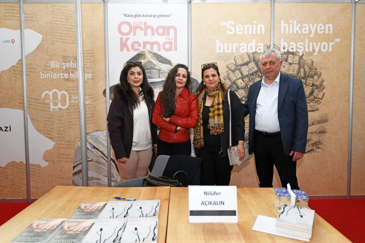 Bursa Kitap Fuarı&rsquo;nda Edebiyat Buluşmaları S&uuml;r&uuml;yor