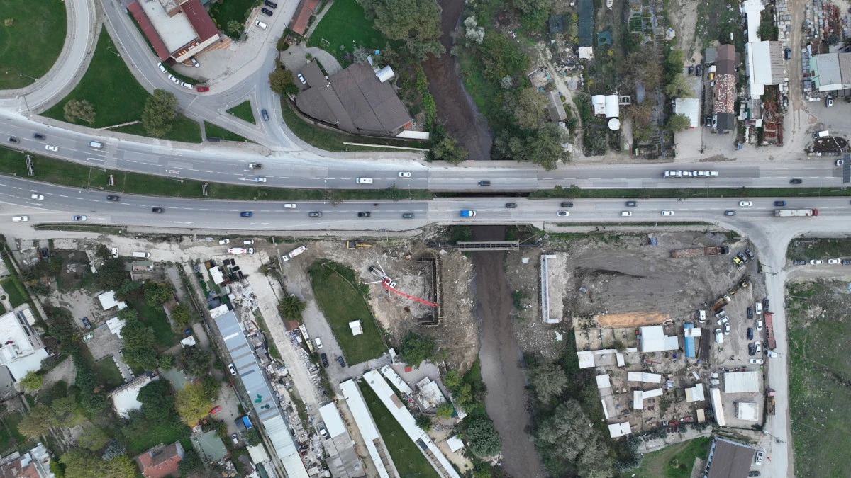 Bursa-Mudanya trafiği nefes alıyor