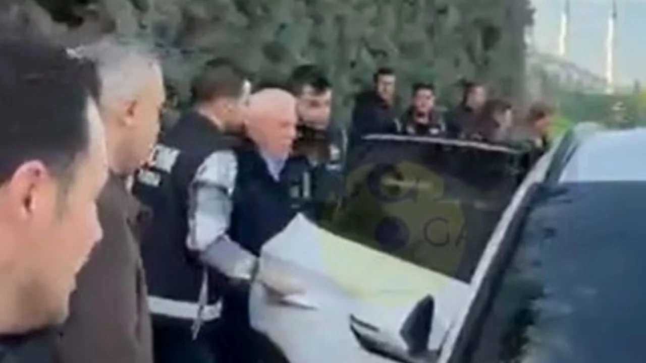 Bursa'da Başkan Bozbey'in g&ouml;zaltına alınma anına ait g&ouml;r&uuml;nt&uuml;ler ortaya &ccedil;ıktı