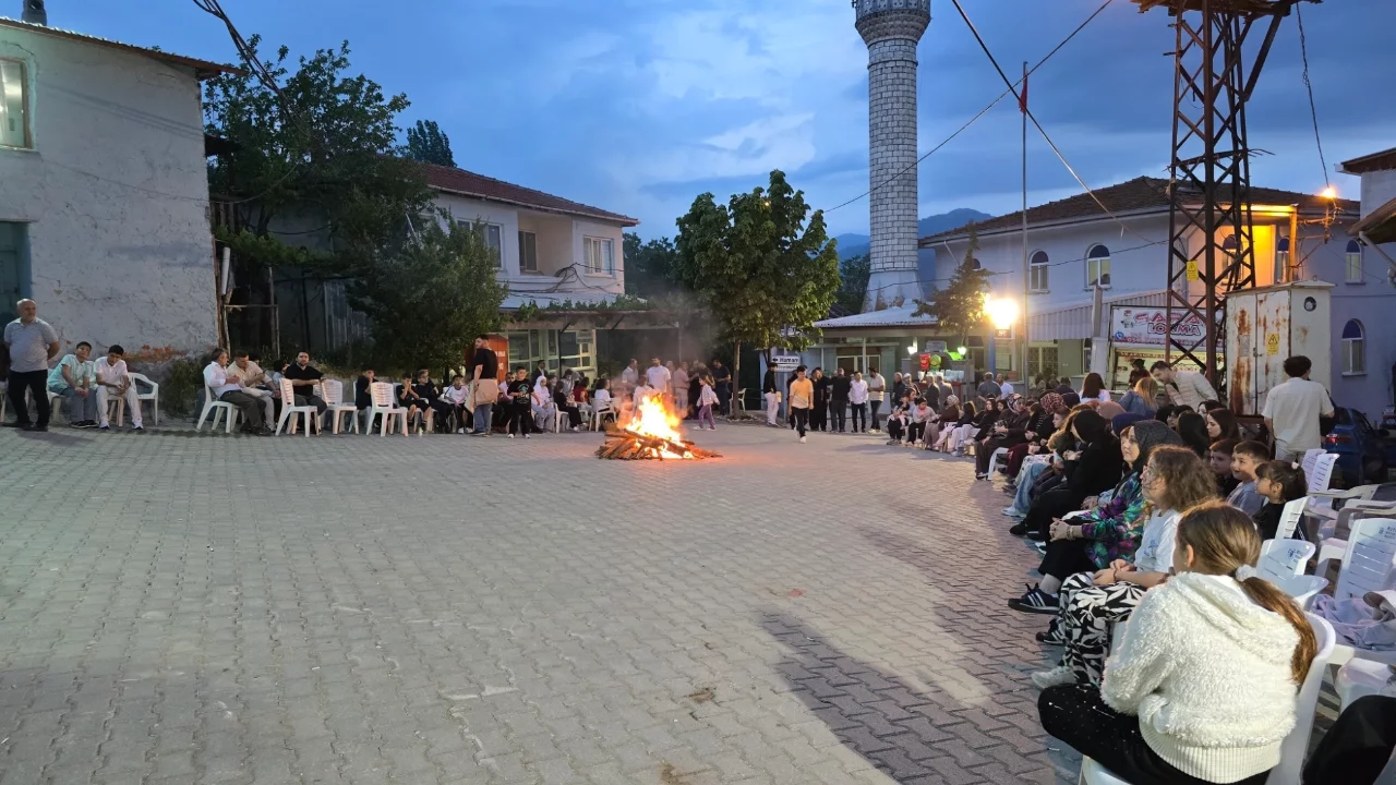 Bursa'da &Ccedil;eteler geleneği bayramın ikinci g&uuml;n&uuml;nde kutlandı