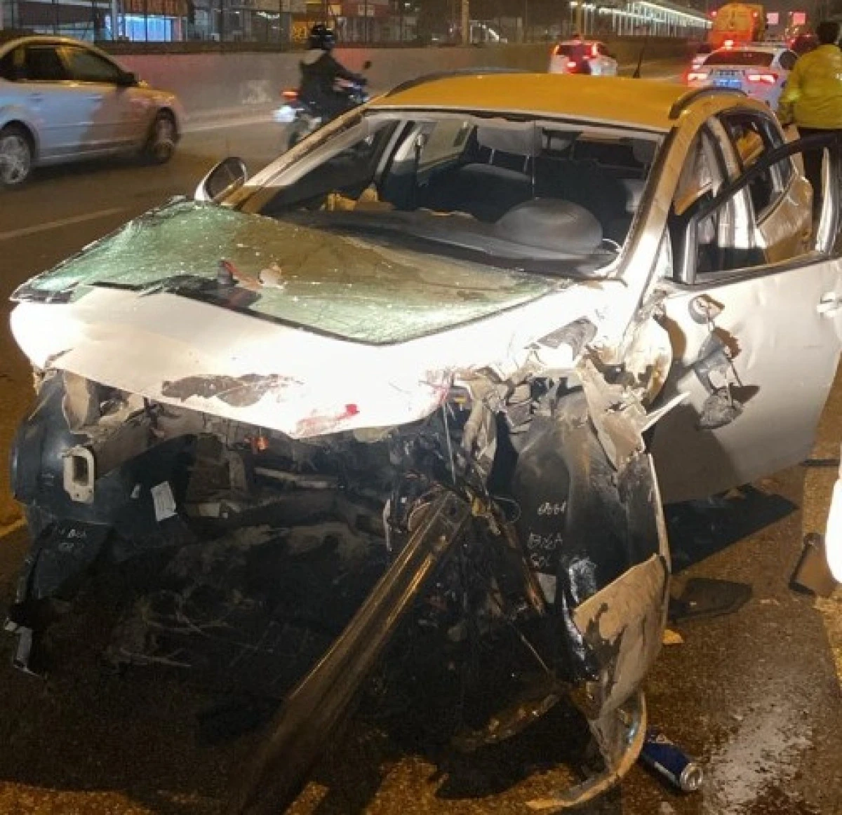 Bursa’da Ehliyetsiz Sürücünün Tehlikeli Yolculuğu Kazayla Sonuçlandı