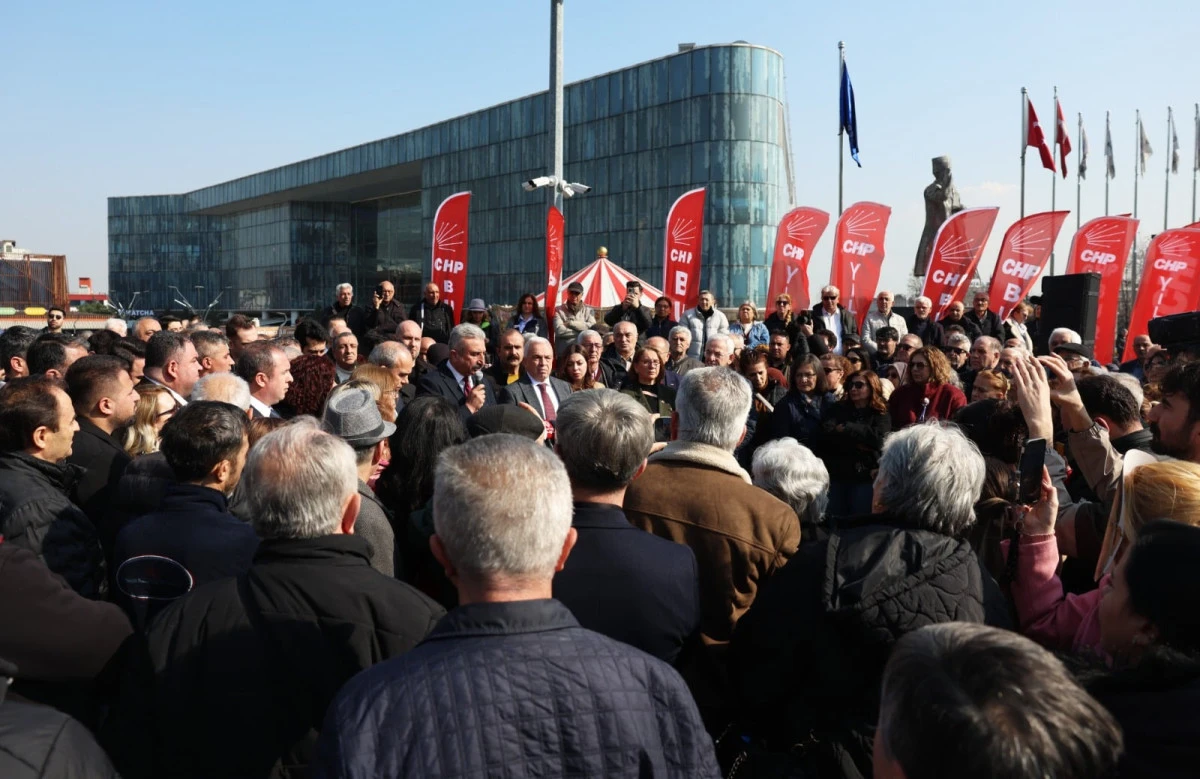 Bursa&rsquo;da Ekrem İmamoğlu&rsquo;nun mektubu okundu: Yazanı, y&ouml;neteni belli bir m&uuml;samere sergileyecekler