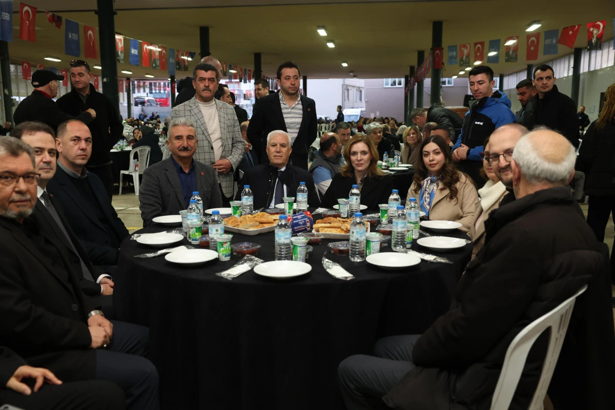 Bursa'da g&ouml;n&uuml;ller B&uuml;y&uuml;kşehir&rsquo;in Yıldırım iftar sofrasında buluştu