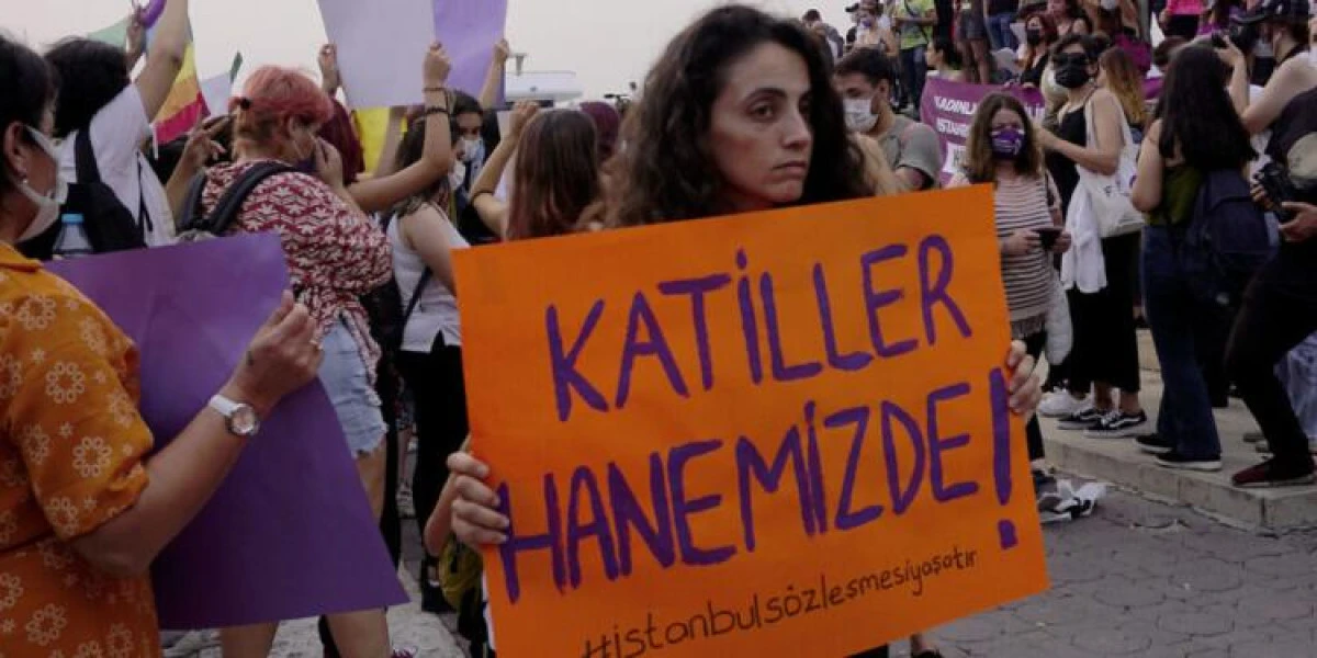 Bursa&rsquo;da kadın cinayeti: Evli olduğu erkek tarafından katledildi