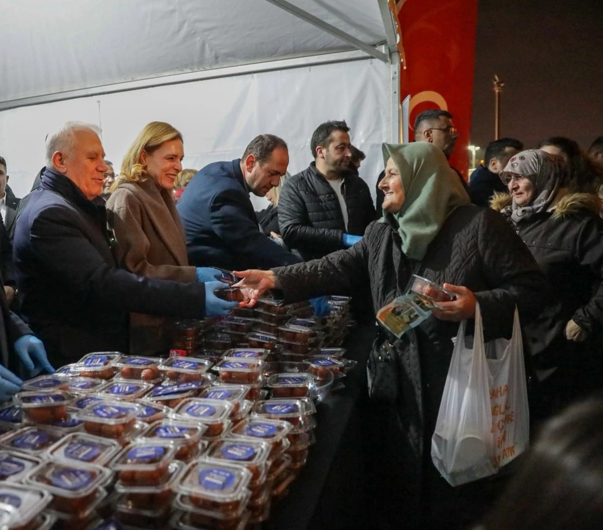 Bursa&rsquo;da Mira&ccedil; Kandili bereketi