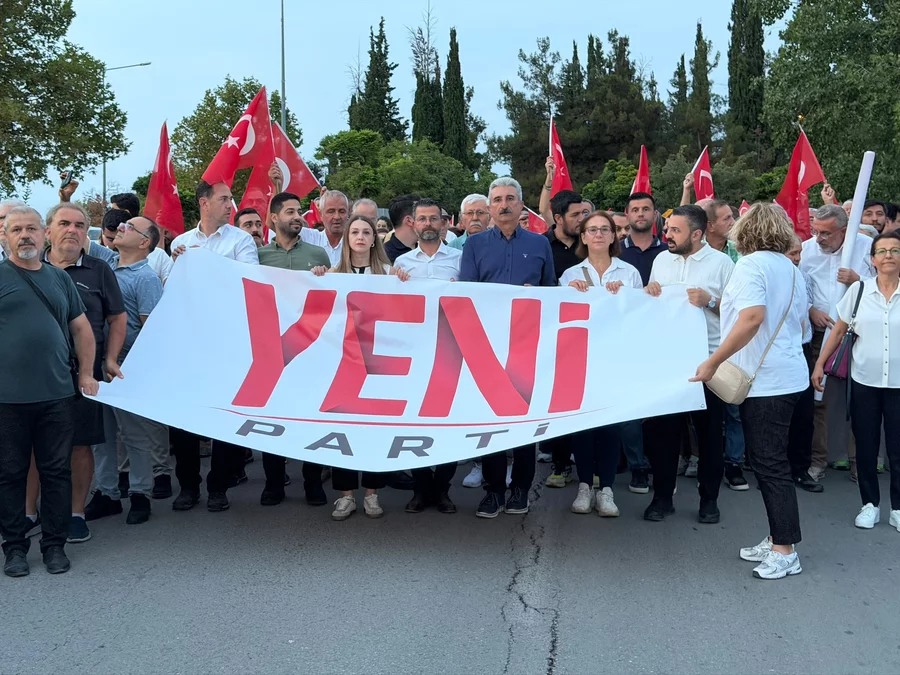 Bursa'da Nil&uuml;fer &ouml;rg&uuml;t&uuml;nden Yeni Parti'ye iktidar y&uuml;r&uuml;y&uuml;ş&uuml;