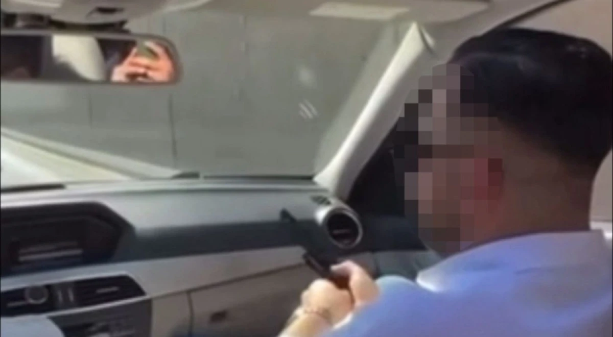 Bursa’da Seyir Halindeki Otomobilden Defalarca Ateş Açtı