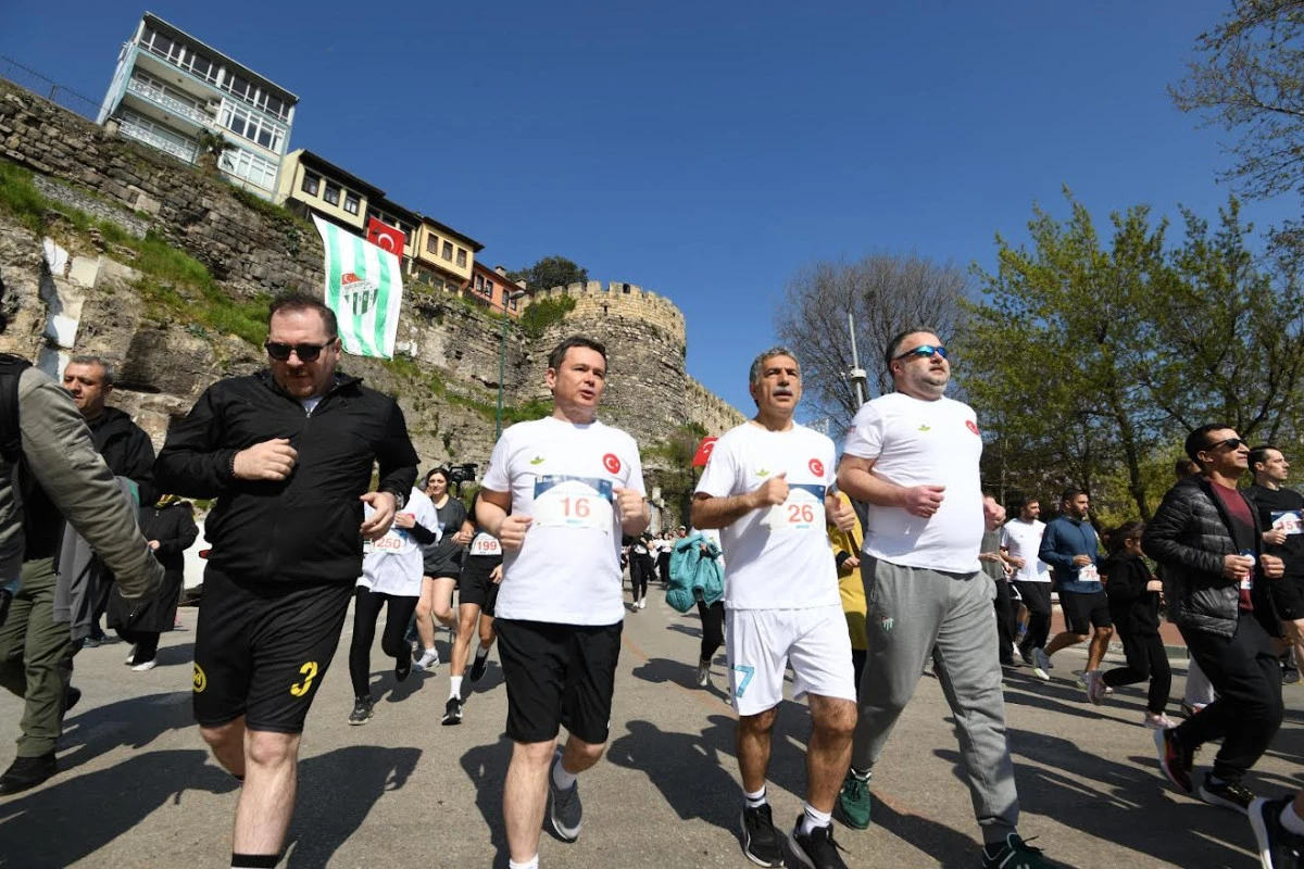 Bursa&rsquo;nın Kalbinde Nefes Kesen Koşu