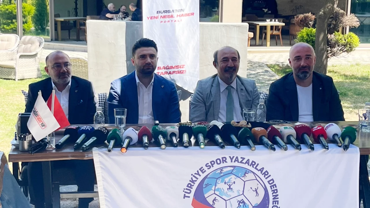 Bursaspor Başkanı Enes &Ccedil;elik: "Yeni sezon b&uuml;t&ccedil;esi 12 milyon euro"