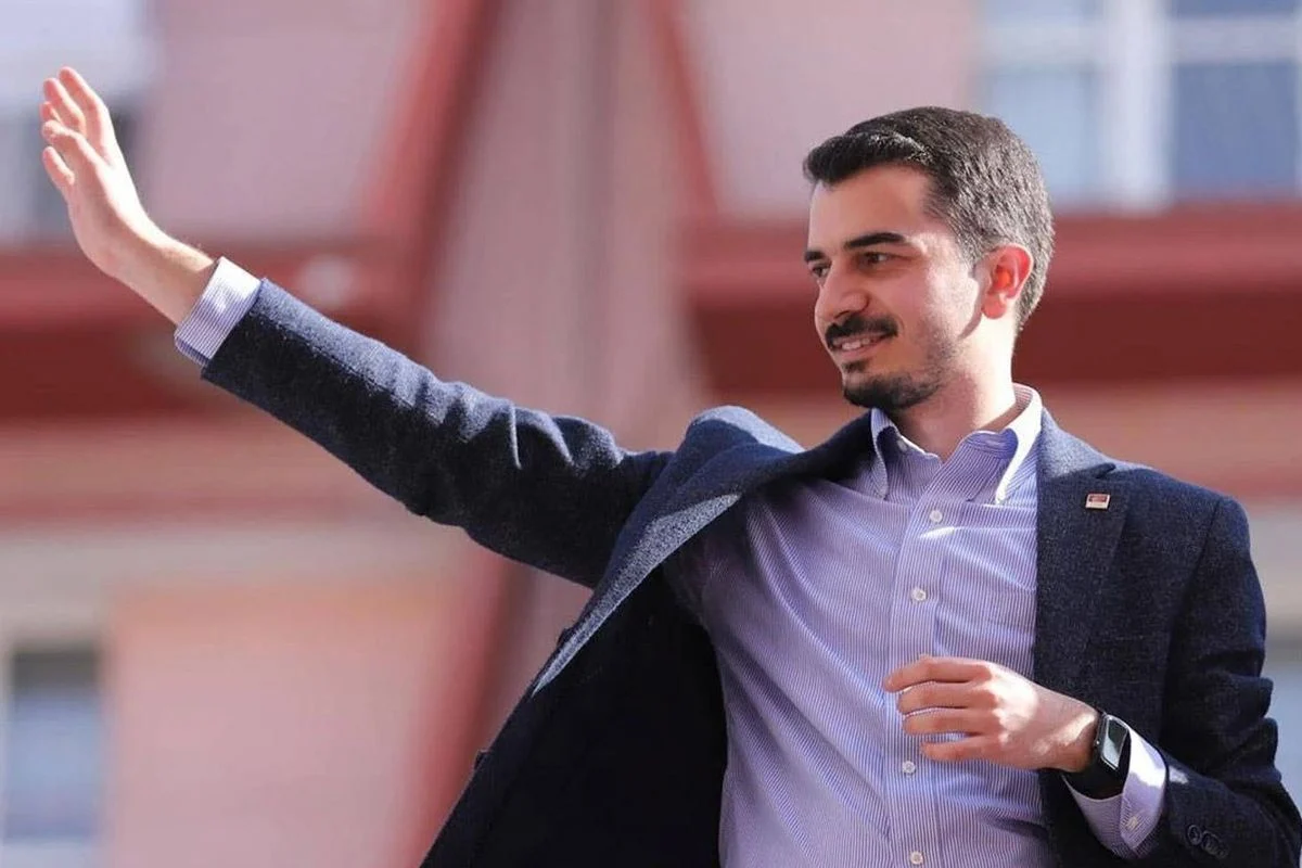 &Ccedil;ankaya Belediyesi&rsquo;ne operasyon: Belediye Başkanı G&uuml;ner dahil 24 kişi tutuklandı