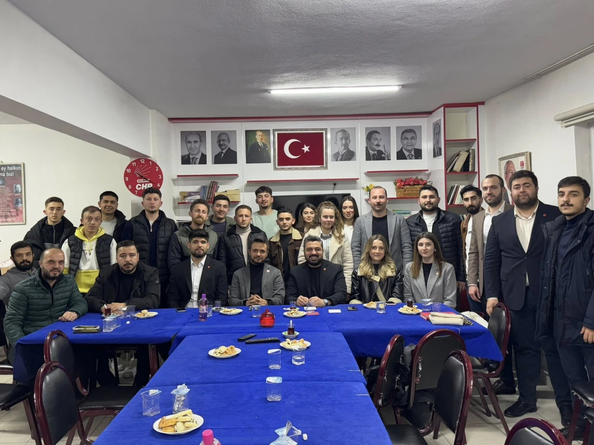 CHP Bursa Gençliği Dağ İlçelerinde Tam Kadro! Berkcan Bora: “Söz Verdik, Tuttuk”