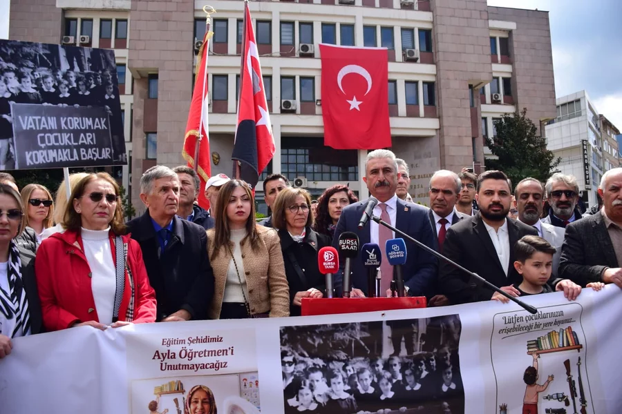 CHP Bursa İl Başkanlığı &ccedil;ocuklar i&ccedil;in y&uuml;r&uuml;d&uuml;: Yaşananlar m&uuml;nferit değil, ihmalin sonucu