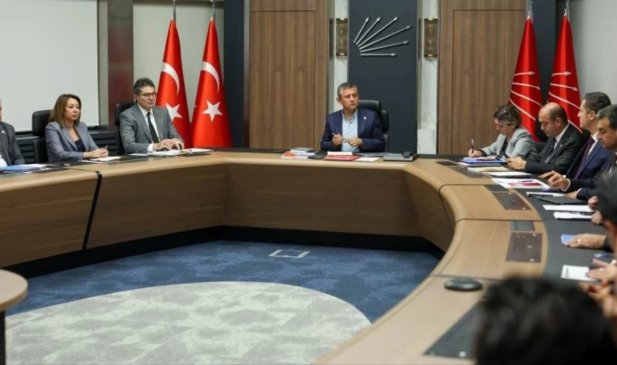 CHP MYK toplantısında 'saldırı' gündemi: 'Birileri yine bir oyun kurmaya çalışıyor'