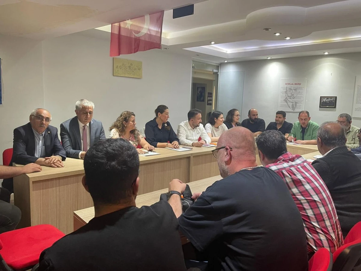 CHP YILDIRIM İL&Ccedil;E &Ouml;RG&Uuml;T&Uuml;: YOK H&Uuml;KM&Uuml;NDE KARARLARIN MUHATABI DEĞİLİZ