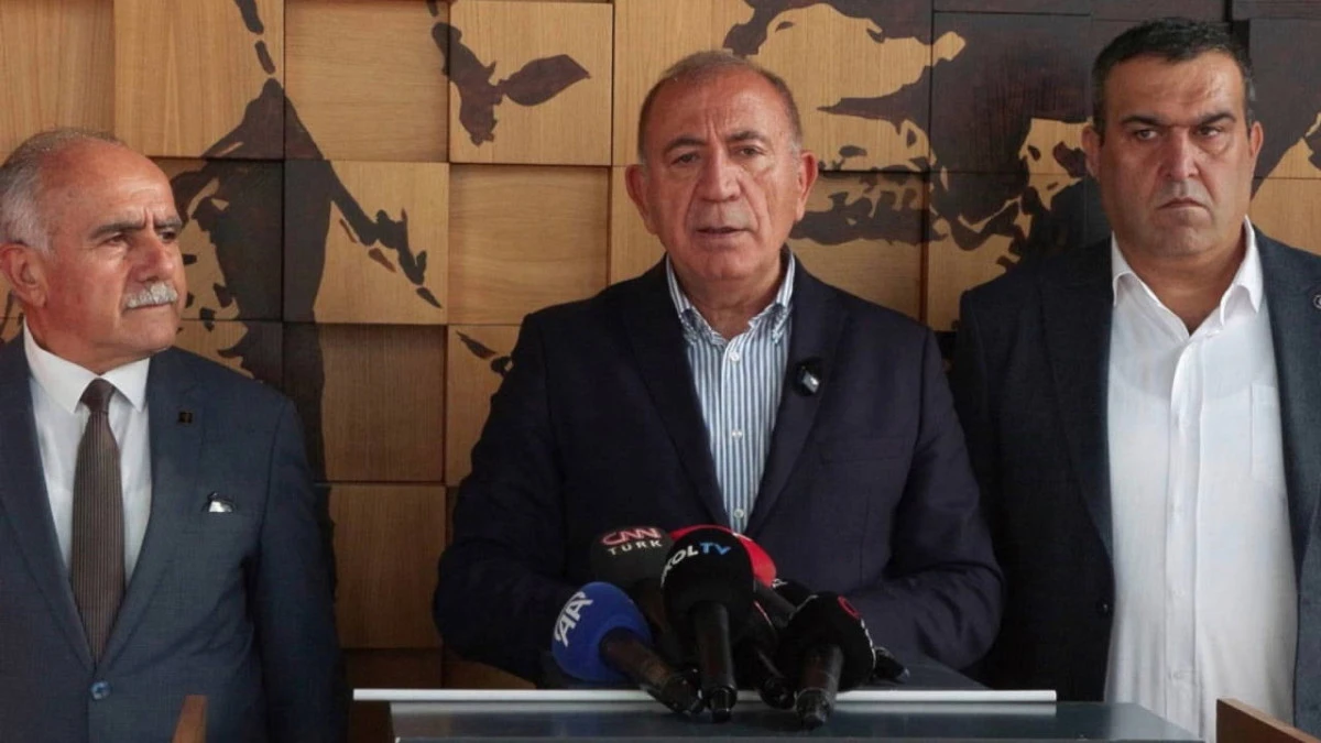 CHP'de 6 isme ihraç kararı!