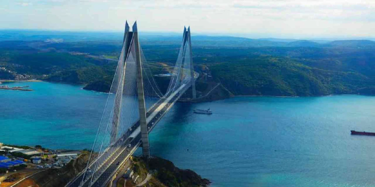 CHP'nin 'k&ouml;pr&uuml;' y&uuml;r&uuml;y&uuml;ş&uuml;ne Valilik engeli! &Ouml;zg&uuml;r &Ccedil;elik: Y&uuml;r&uuml;yeceğiz sattırmayacağız