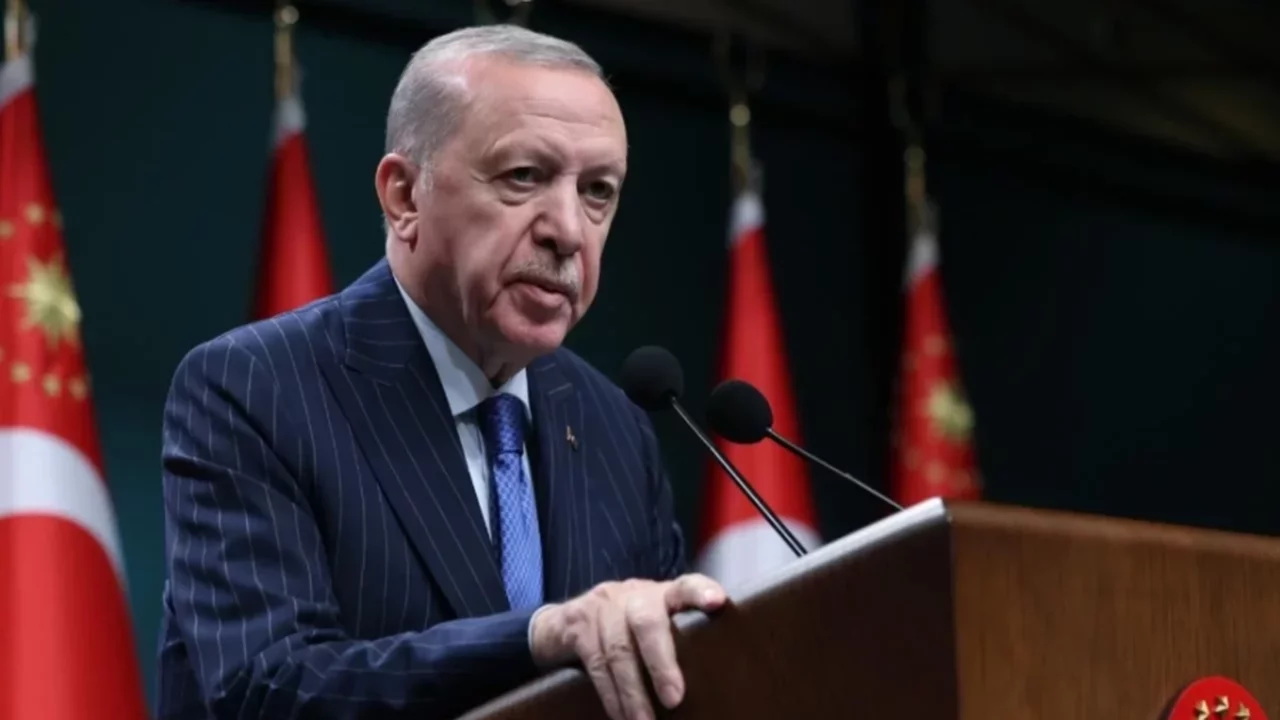 Cumhurbaşkanı Erdoğan'dan 15 Temmuz yazısı: FET&Ouml;'n&uuml;n k&ouml;k&uuml;n&uuml; kazıdık