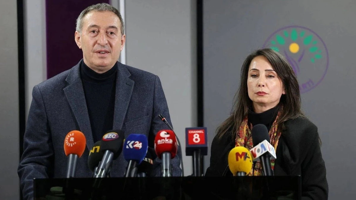 DEM Parti: 'Geçiş hukuku ve demokratik entegrasyon yasaları hayata geçirilmeli'