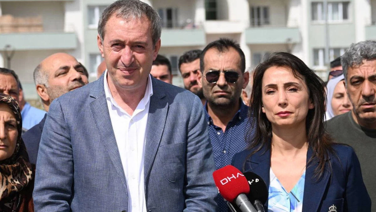 DEM Parti'den Selahattin Demirtaş'a ziyaret