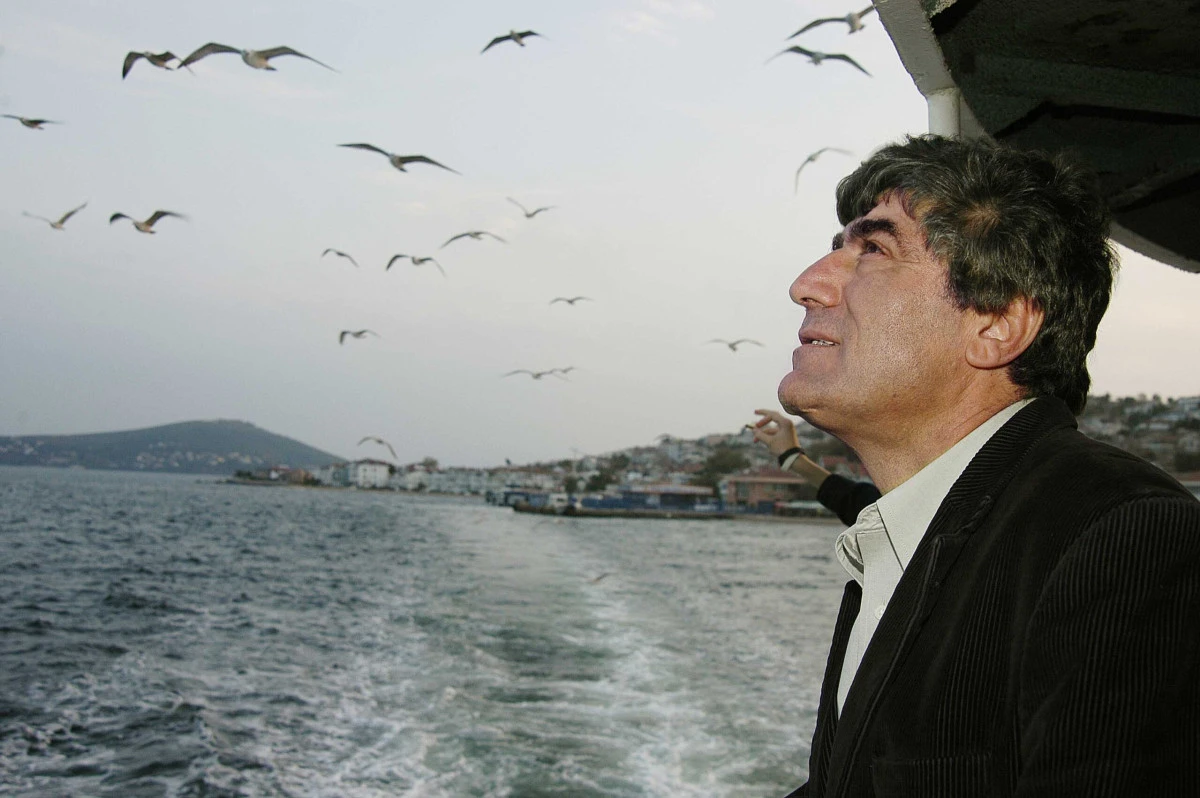 Demirtaş da aralarında: Hrant Dink anısına 20 yazardan &ouml;yk&uuml; kitabı