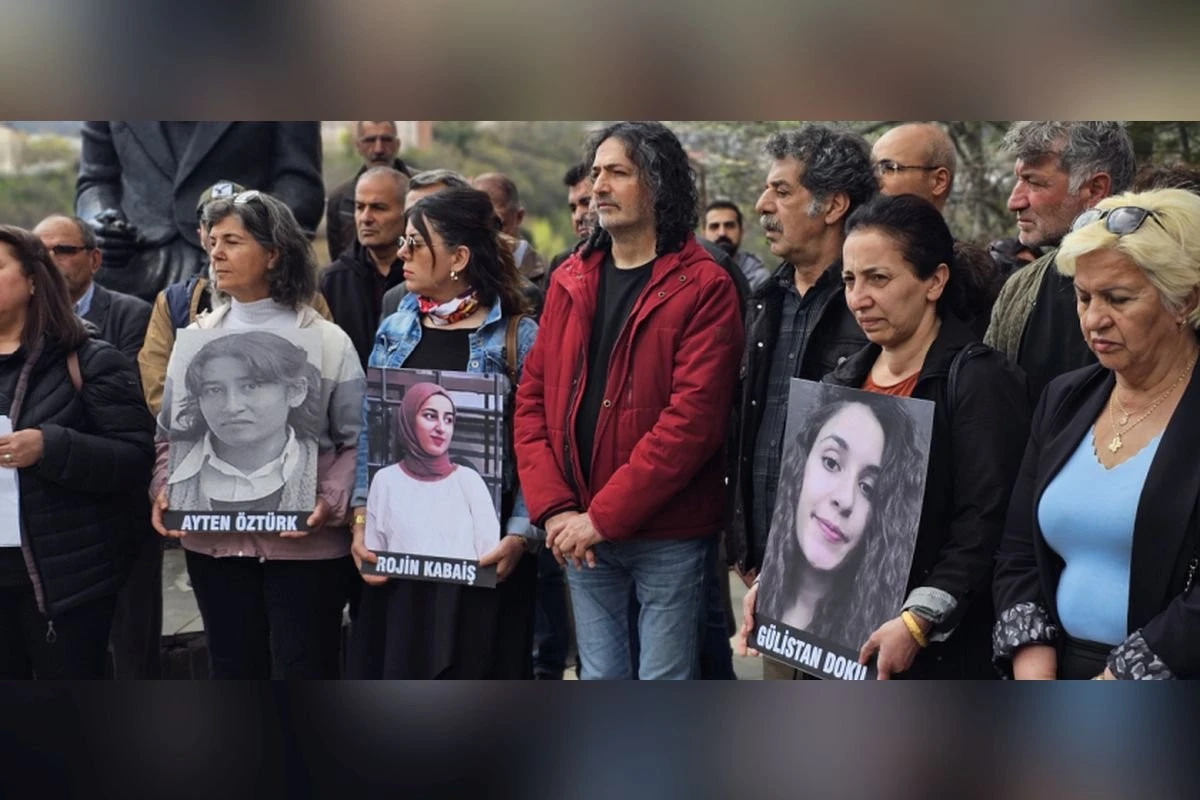 Dersimli sanat&ccedil;ılardan kadın cinayetlerine karşı ortak &ccedil;ağrı