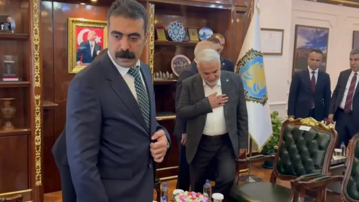 Diyarbakır'da DEM Parti ve HÜDA-PAR arasında tokalaşma krizi!