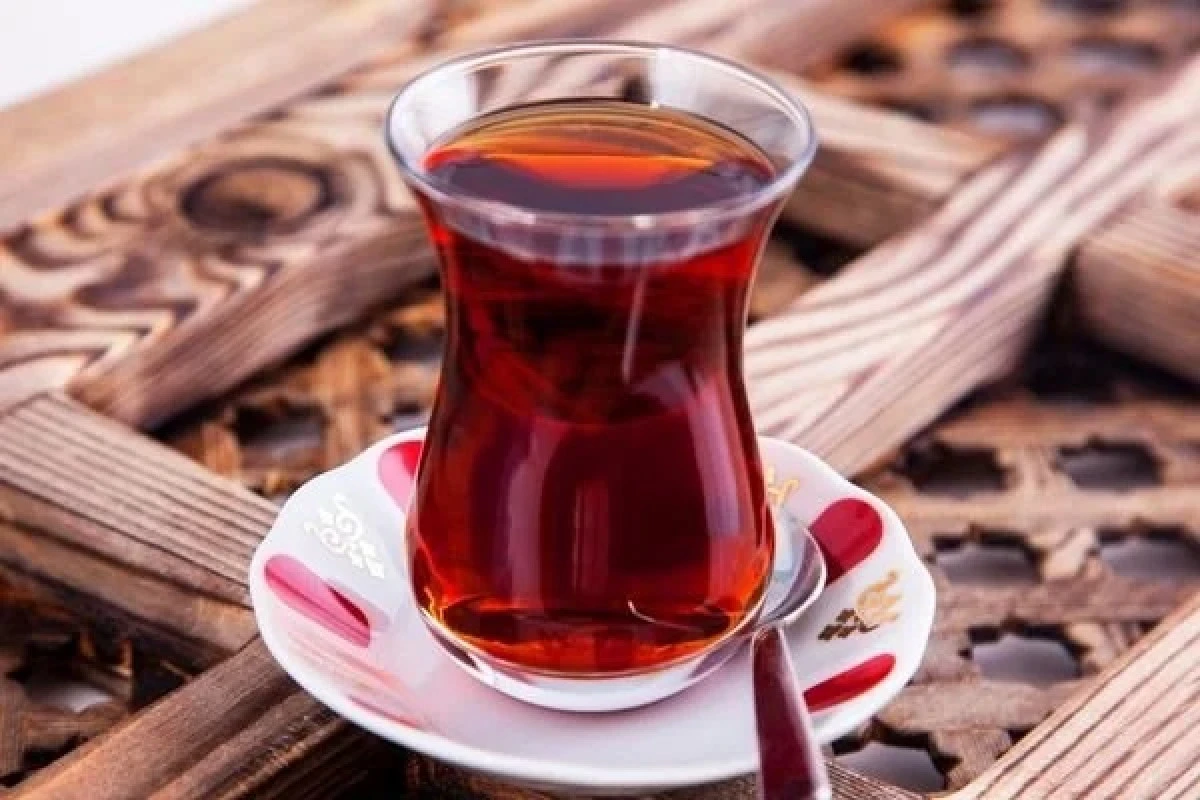 Emekliye askıda çay dönemi başladı