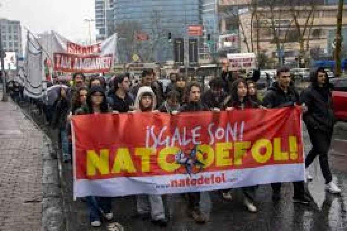 Erdoğan savaş i&ccedil;inde savaş y&uuml;r&uuml;t&uuml;yor