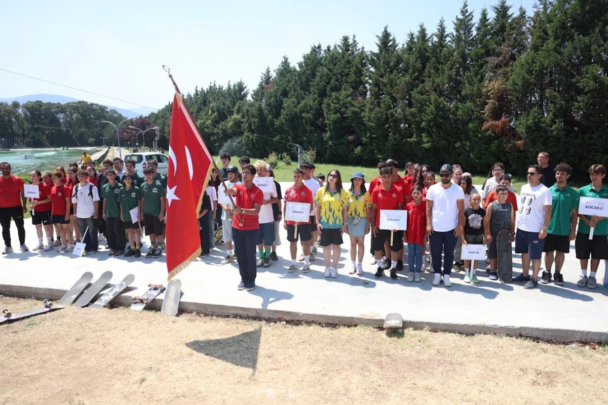 Geleceğin Milli Kaykaycıları Osmangazi&rsquo;de Yarışıyor