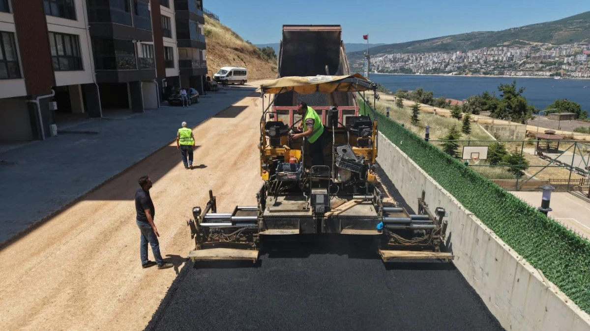 Gemlik Belediyesi Hisar Mahallesi&rsquo;nde Asfalt &Ccedil;alışmalarına Hız Verd