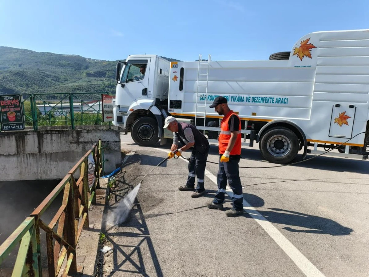 Gemlik'te Bayram Sonrası Kapsamlı Temizlik