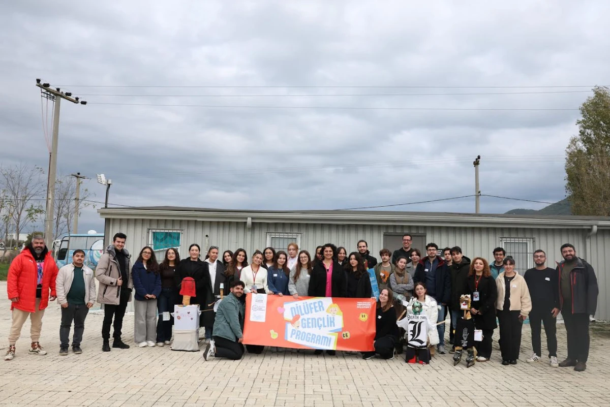 GENÇLER İKLİM KRİZİNİ DOĞADA ELE ALDI