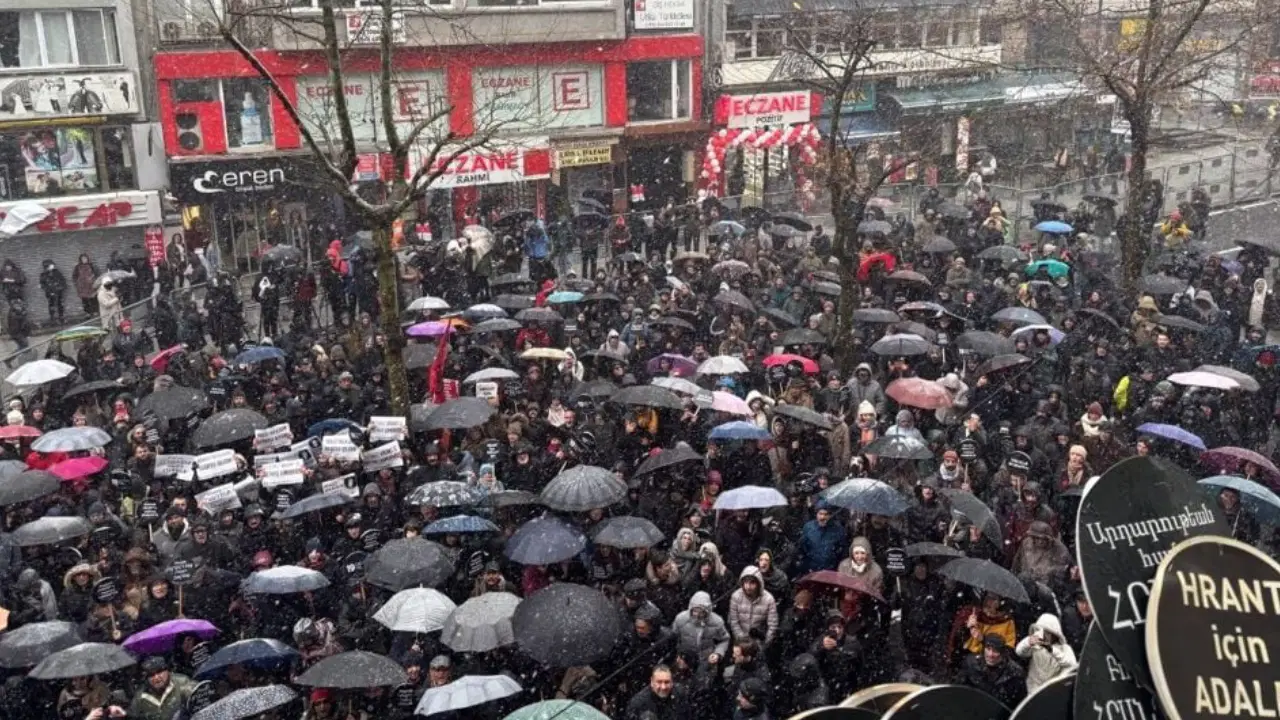 Hrant Dink, katledilişinin 19'uncu yılında anıldı