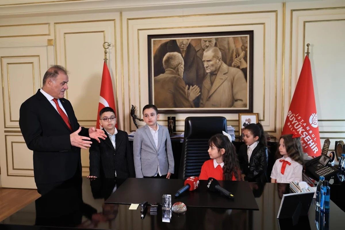 İBB BAŞKANVEKİLİ ASLAN: CUMHURİYETİMİZ G&Uuml;VENDE, GELECEĞİMİZ AYDINLIK